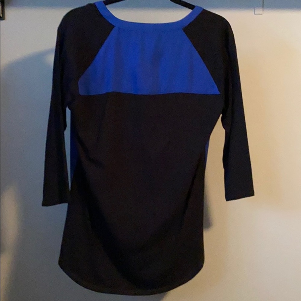 Pullover top - Picture 3 of 5
